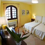 La Pomelia Oda ve Kahvaltı
