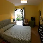 Bed & Breakfast La Pomelia
